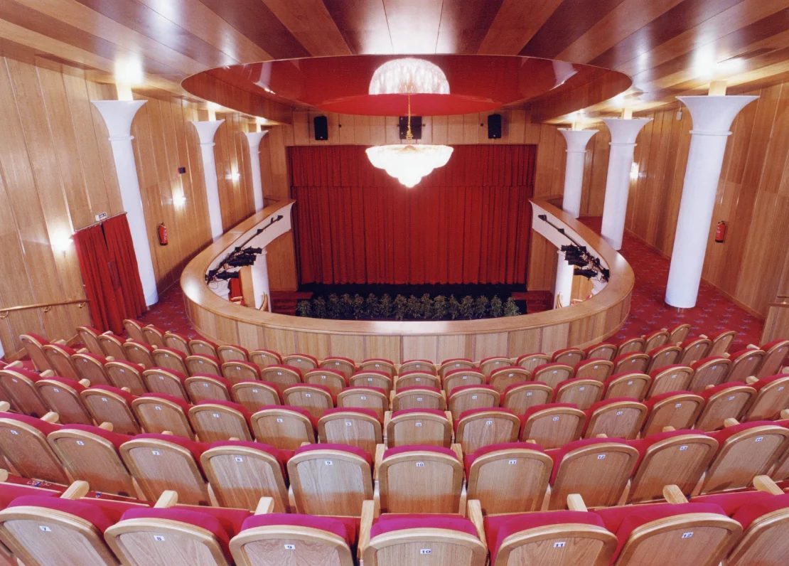 4-teatro-ciudad-de-marberlla teatro ciudad de marbella